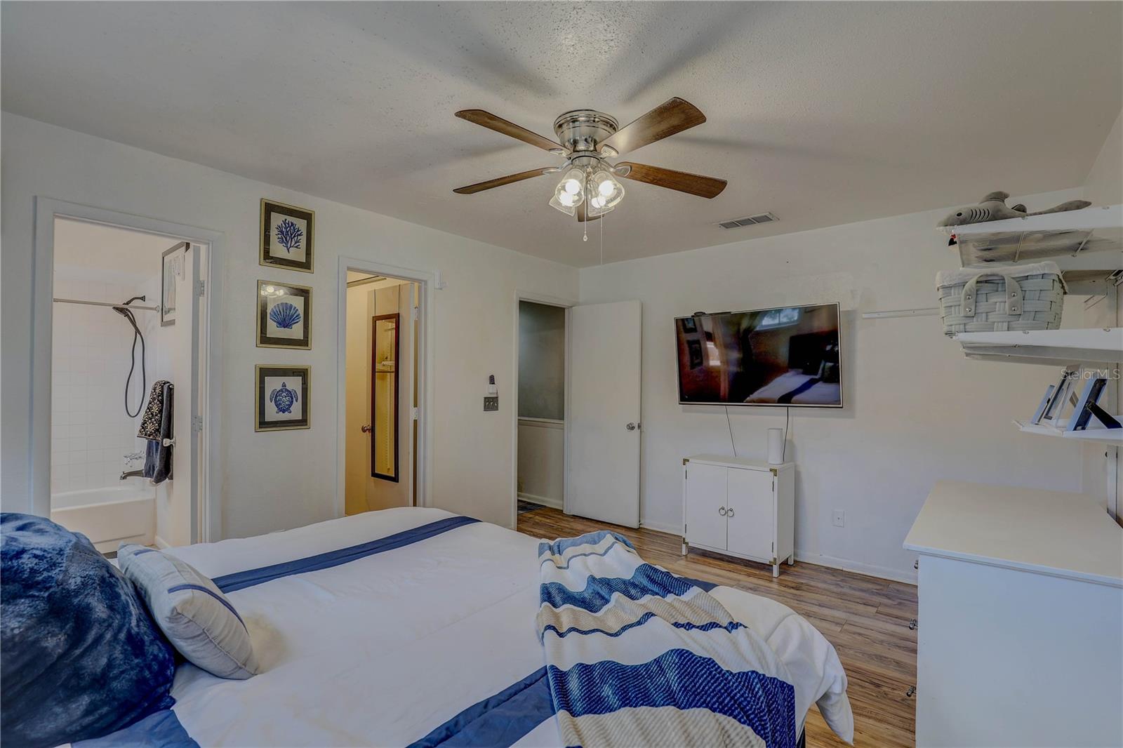 SUNSET PARK - Residential