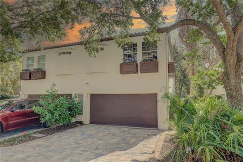 Photo of 4408 W Bay To Bay Boulevard, Tampa, FL 33629 (MLS # TB8447208)