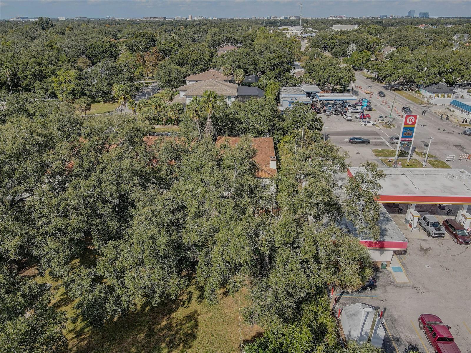 SUNSET PARK - Residential