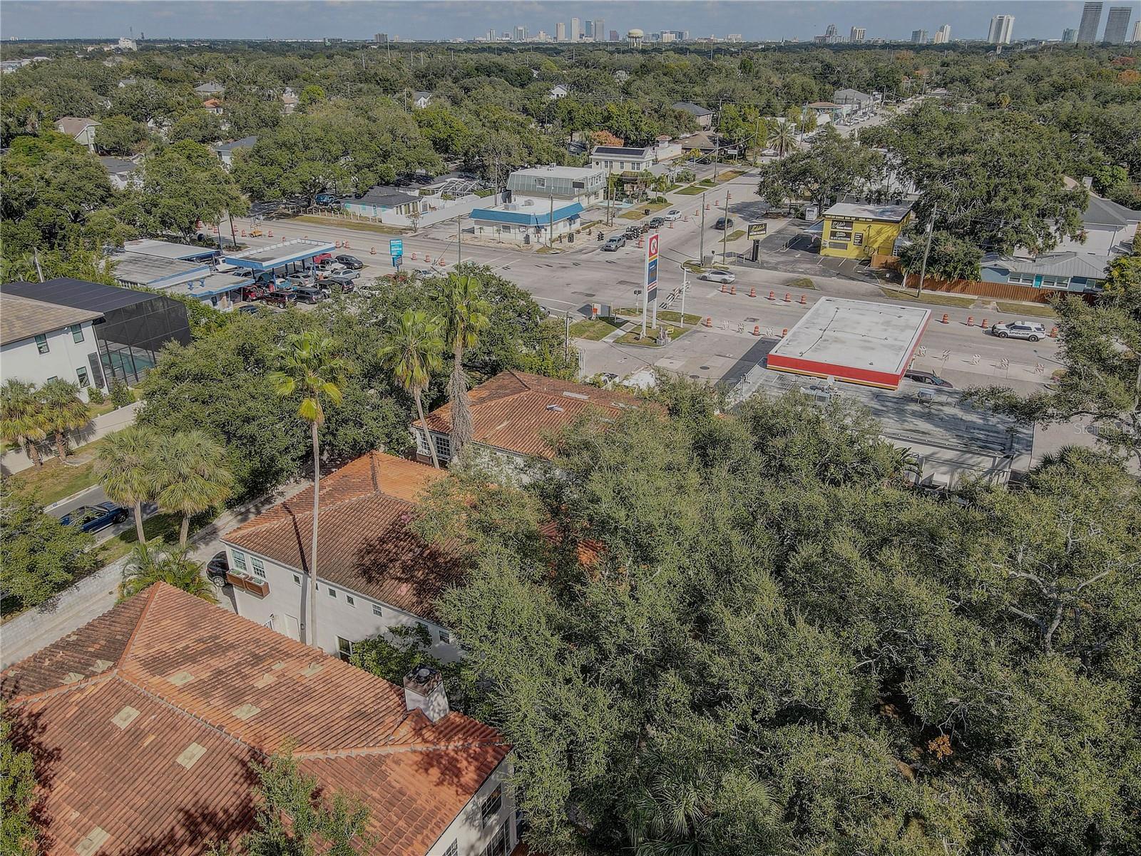 SUNSET PARK - Residential