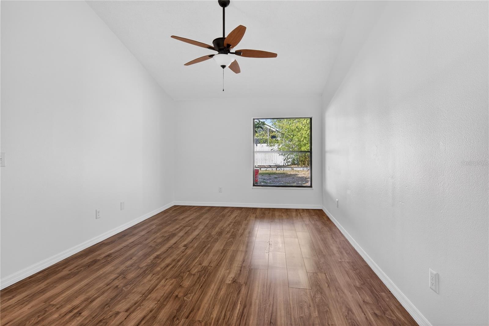 AMBER RIDGE - Residential