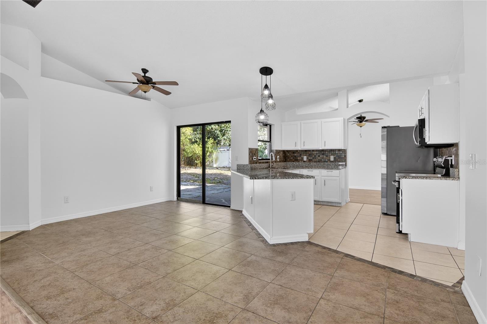 AMBER RIDGE - Residential