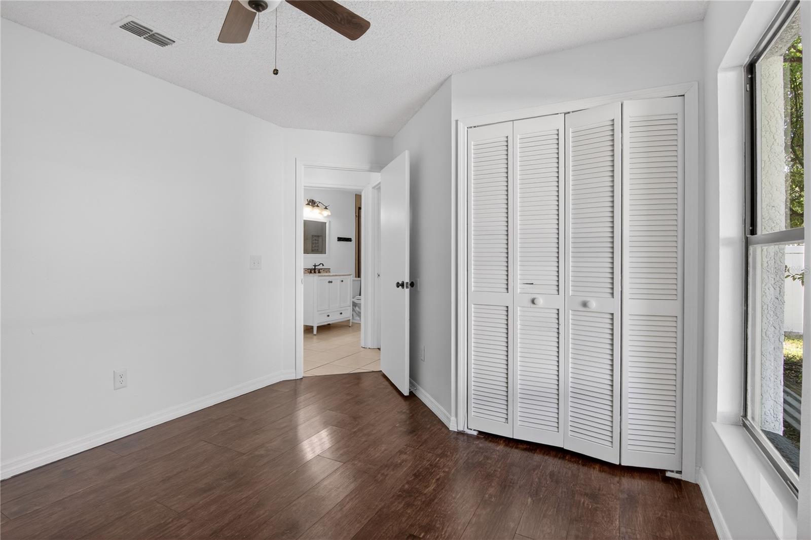 AMBER RIDGE - Residential