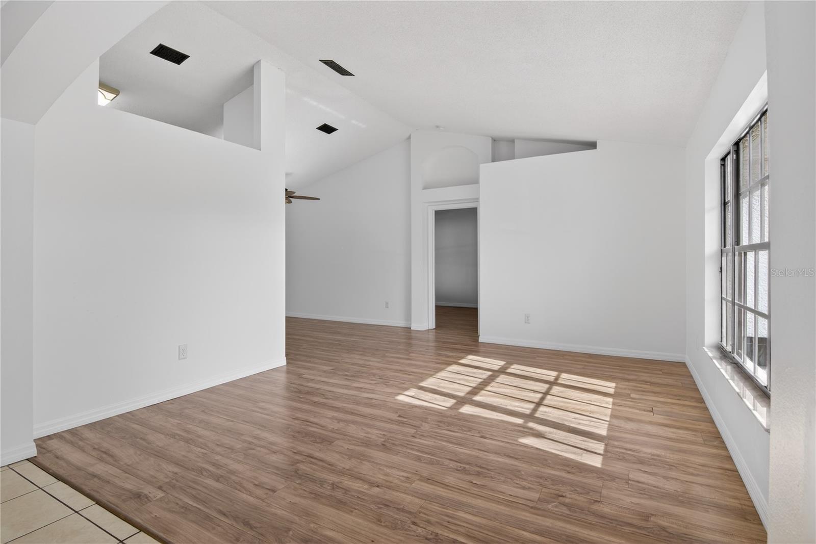 AMBER RIDGE - Residential