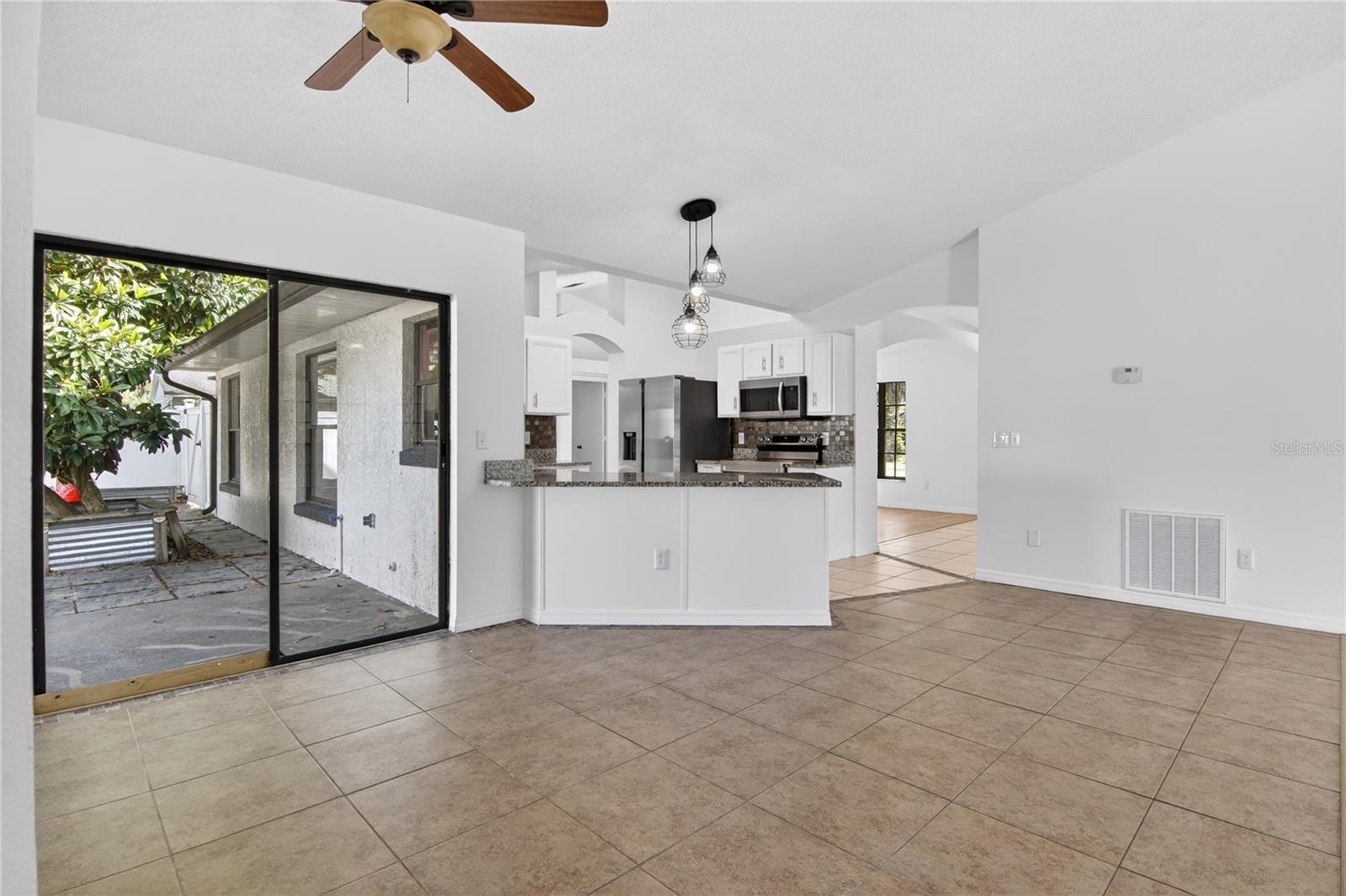 AMBER RIDGE - Residential