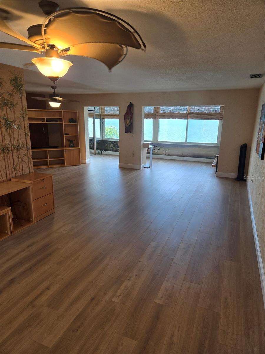 ROYAL STEWART ARMS - Residential Lease