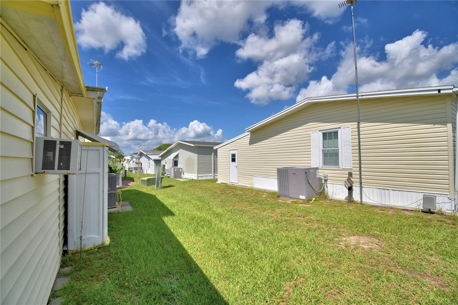 OAKWOOD ESTATES - Residential