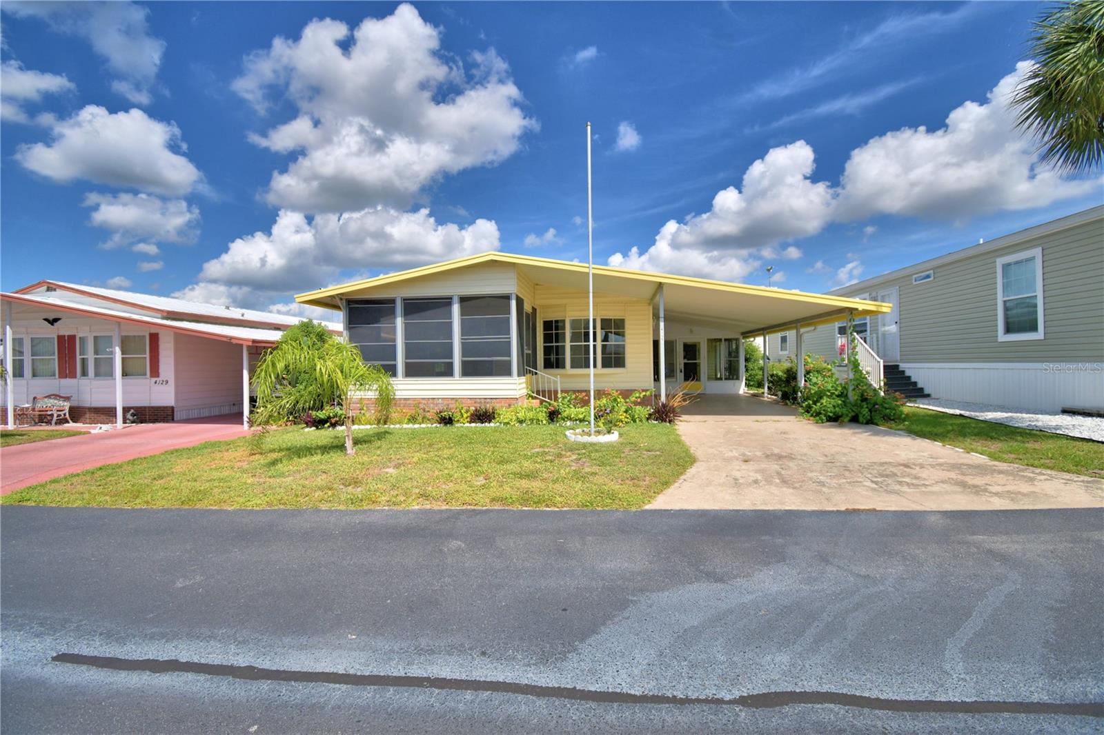 OAKWOOD ESTATES - Residential