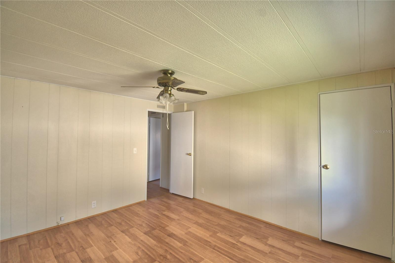 OAKWOOD ESTATES - Residential