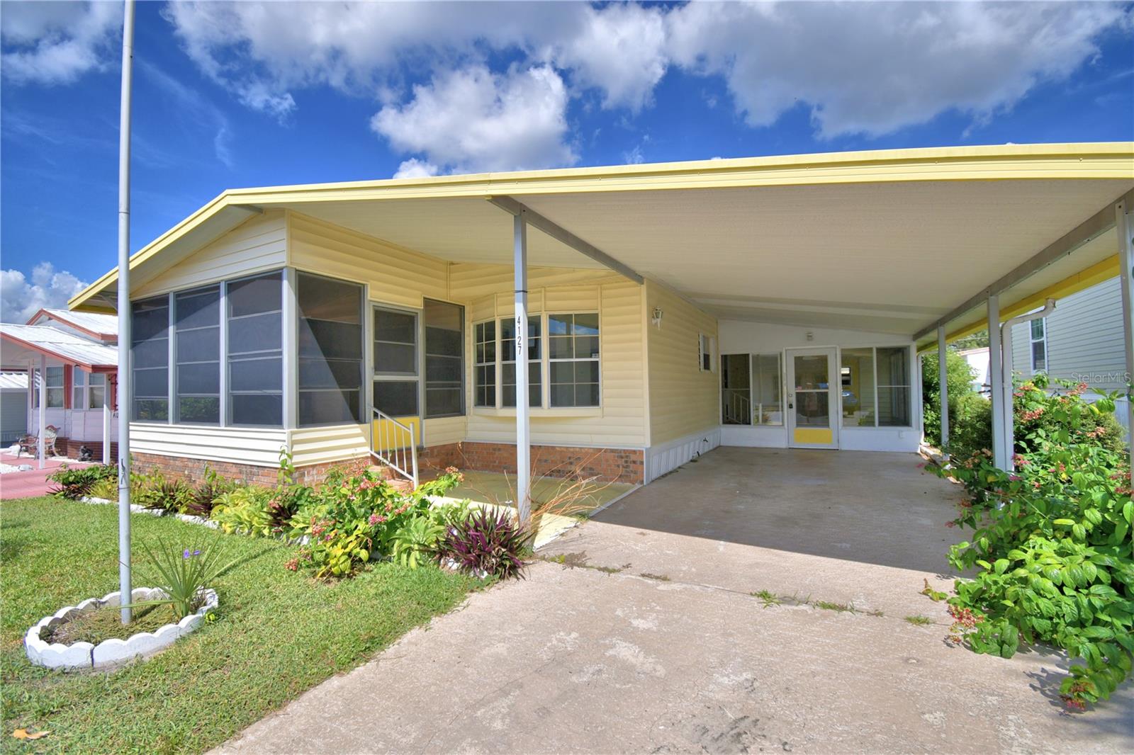 OAKWOOD ESTATES - Residential