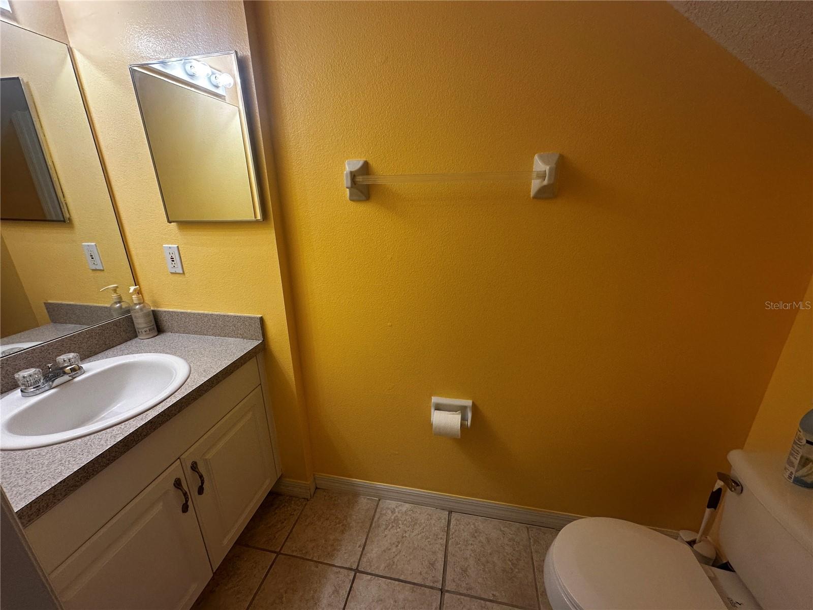 HAILEY GARDENS - Residential Lease