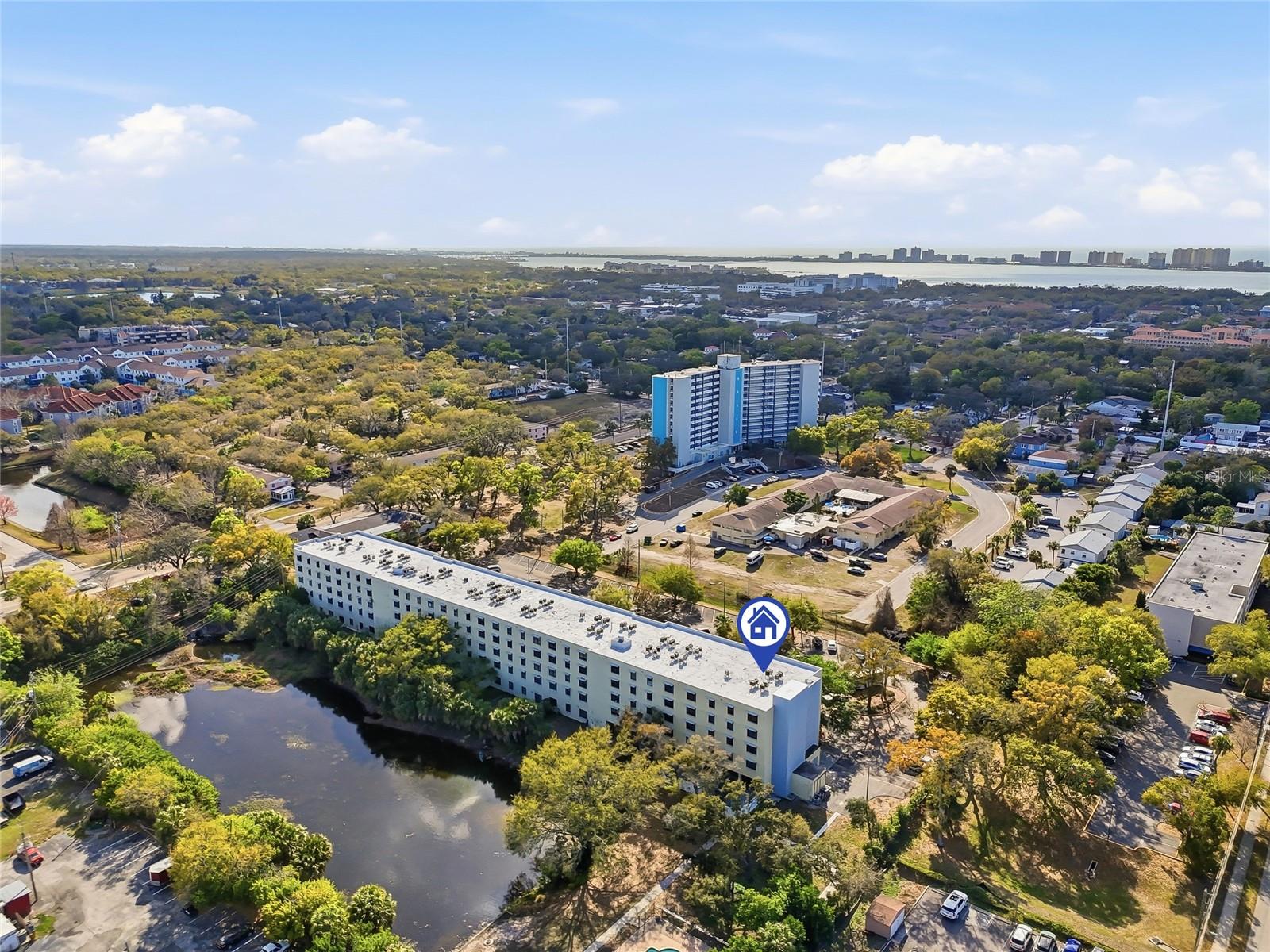 LAKESIDE CROSSING CONDO - Residential