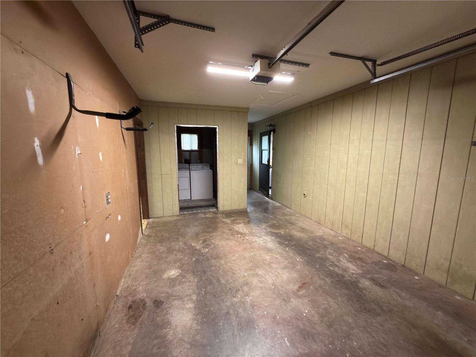 PINE RUN ESTATE - Residential Lease