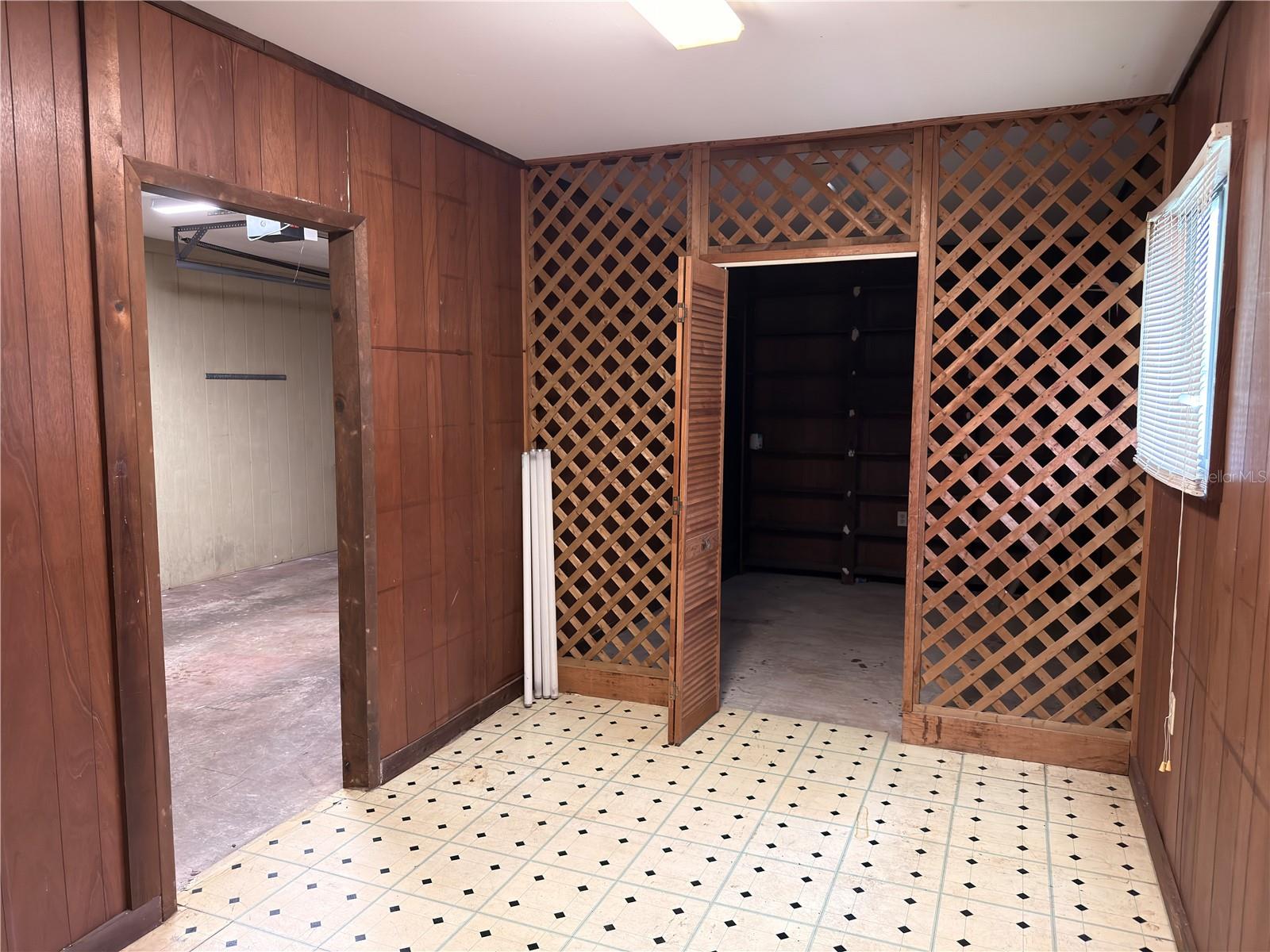 PINE RUN ESTATE - Residential Lease