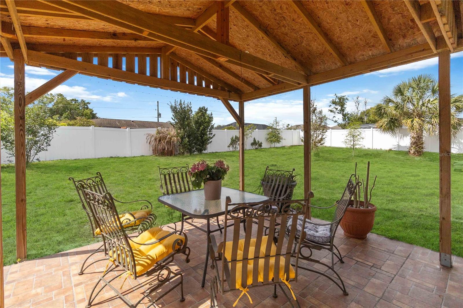 DELTONA LAKES UNIT 07 - Residential