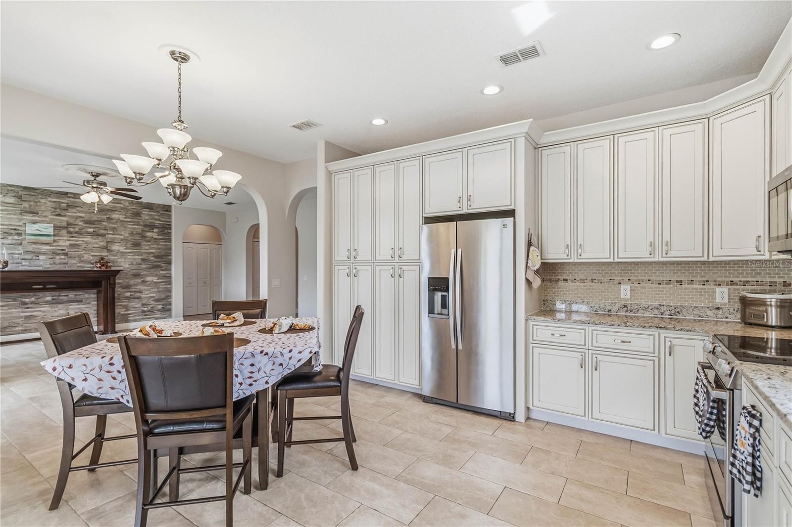 DELTONA LAKES UNIT 07 - Residential