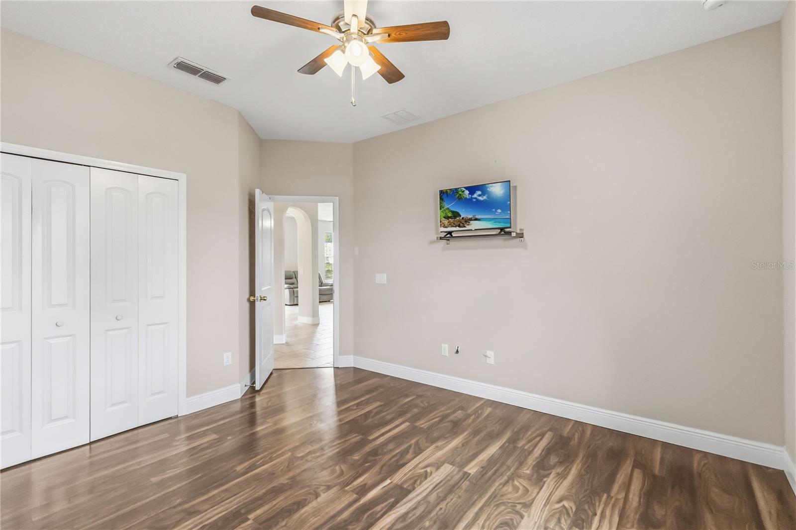 DELTONA LAKES UNIT 07 - Residential