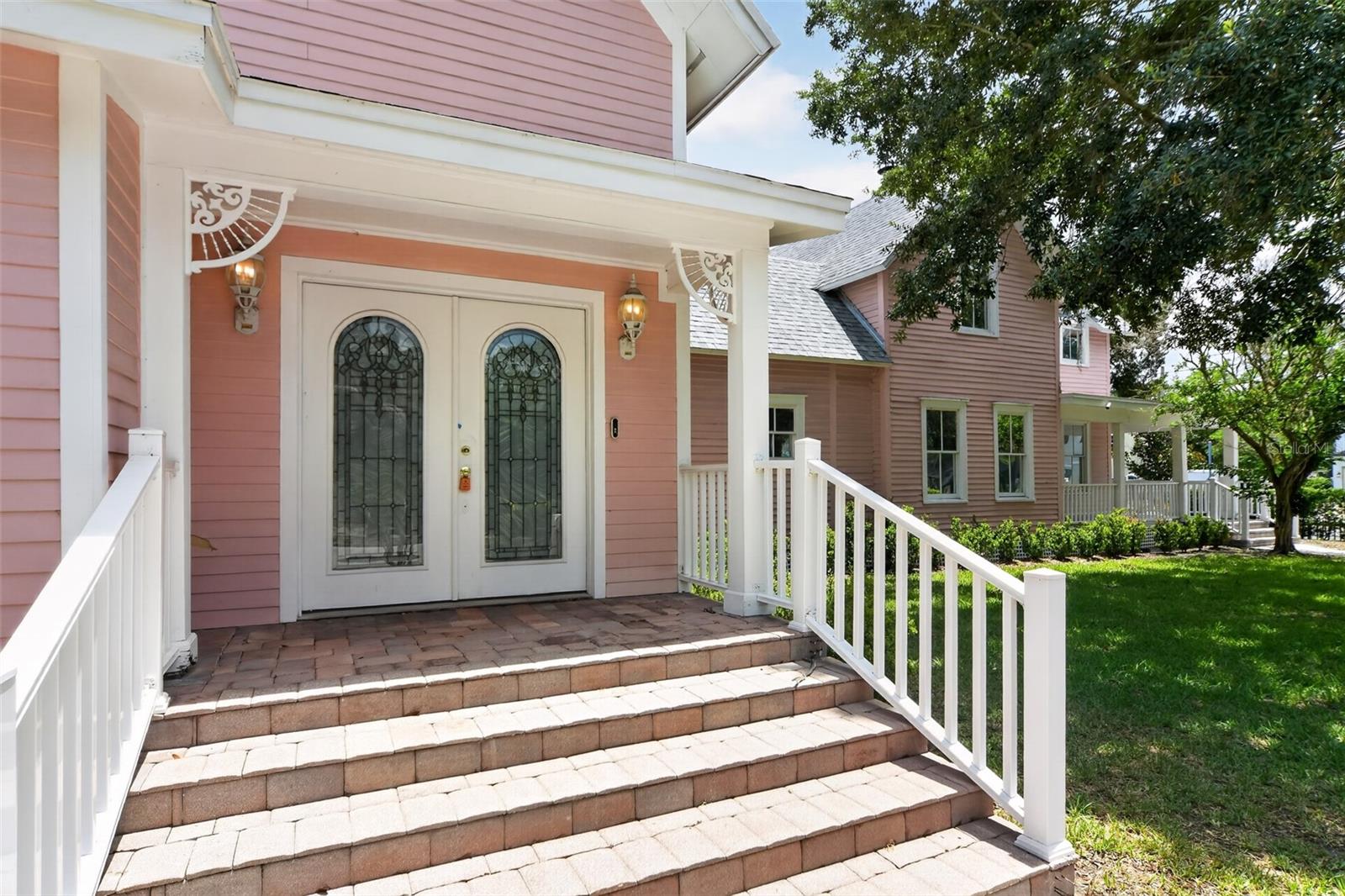19 W PRINCETON STREET