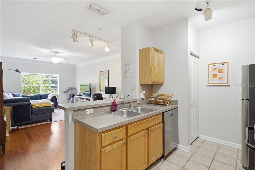 Photo of 4207 S Dale Mabry Highway #5307, Tampa, FL 33611 (MLS # TB8502777)