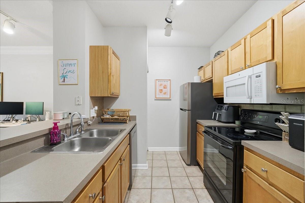 GRAND KEY A CONDO - Residential