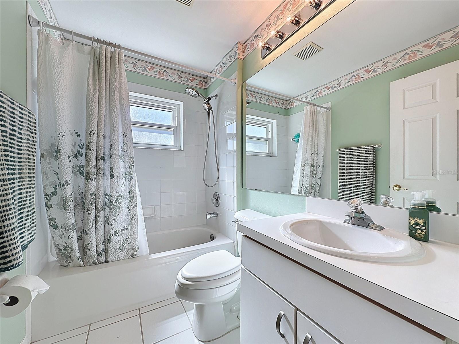 KINGS RIDGE - Residential