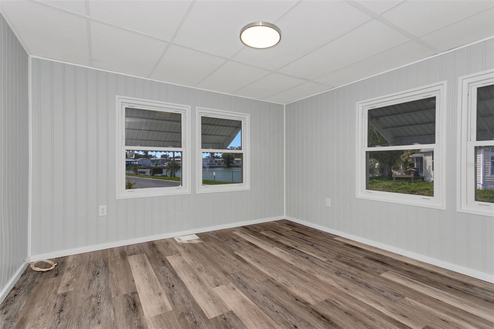 FAIR LANE ACRES THIRD ADD - Residential