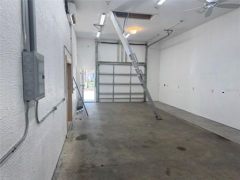 Tiny photo for 206 Barwick Street, Wildwood, FL 34785 (MLS # G5096498)