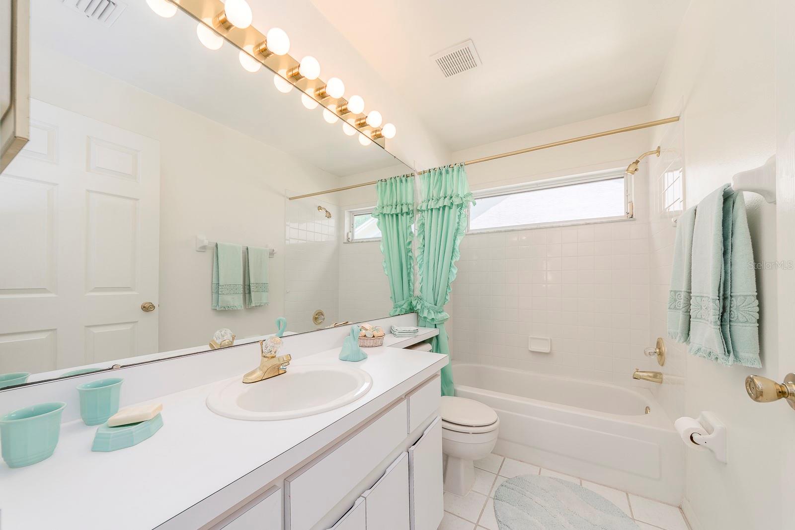 CROSSINGS AT LAKE TARPON - Residential