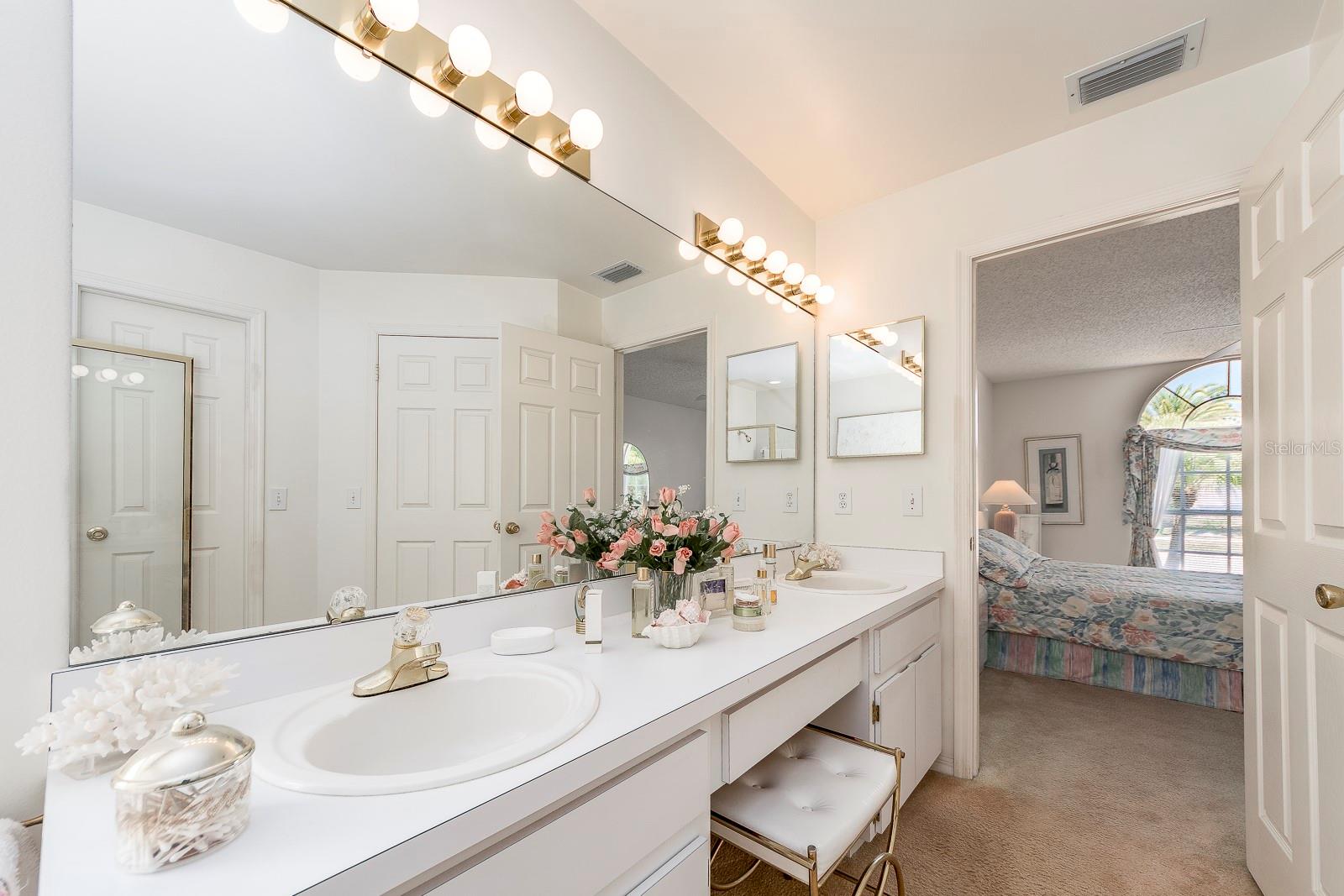 CROSSINGS AT LAKE TARPON - Residential