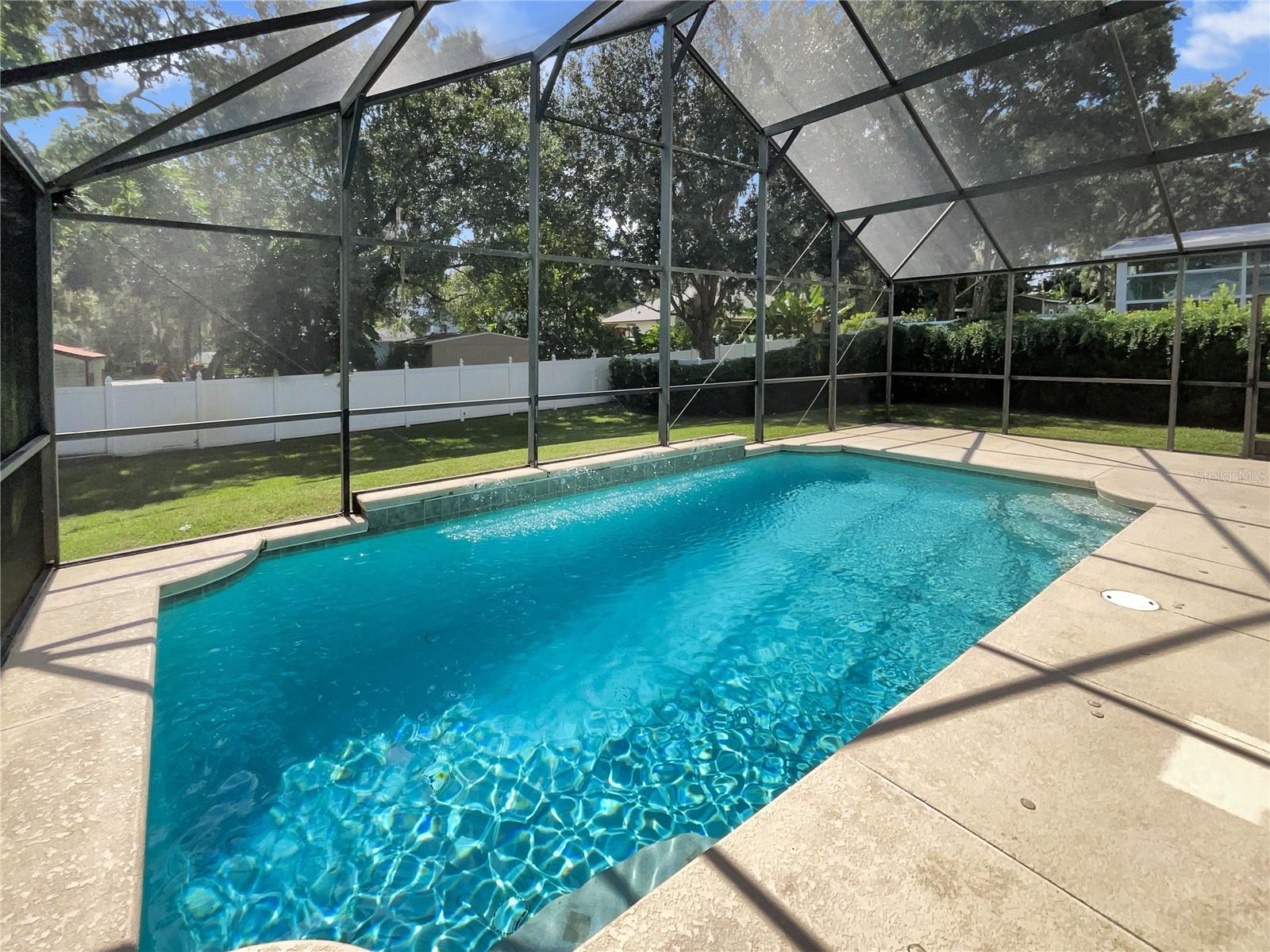 CALABRIA COVE - Residential