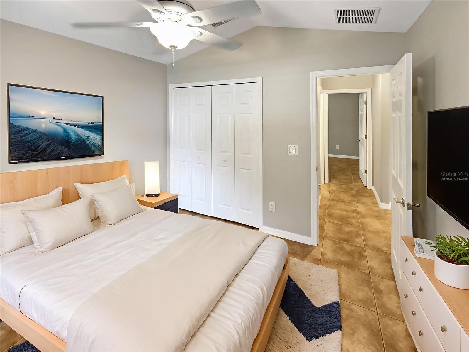 CALABRIA COVE - Residential