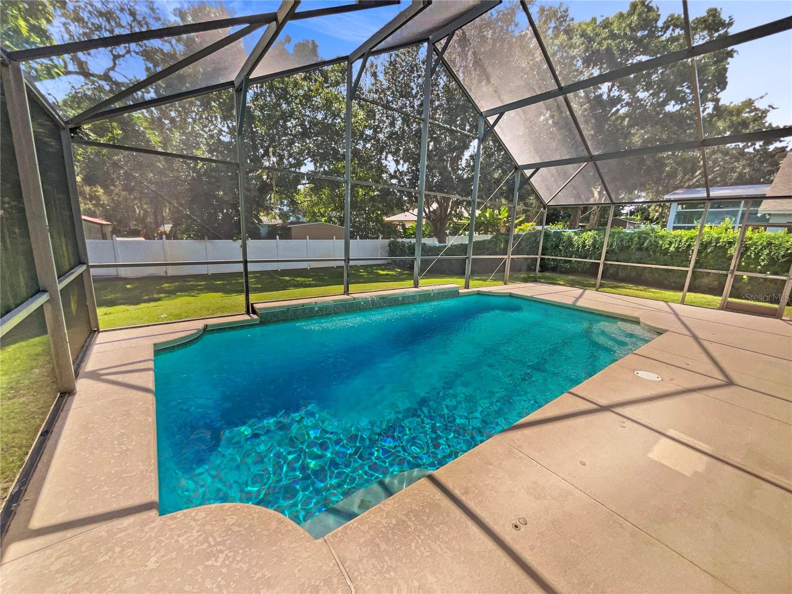 CALABRIA COVE - Residential