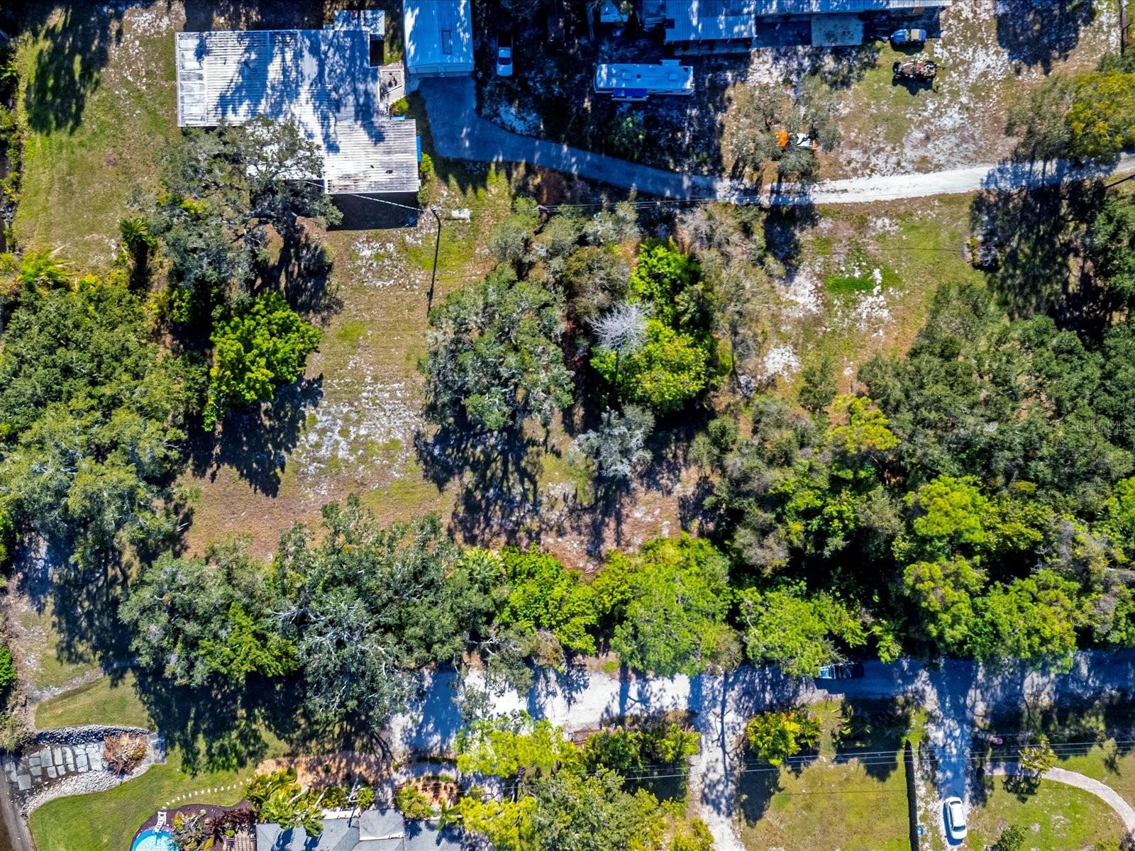 ROYAL PALM GARDENS - Land