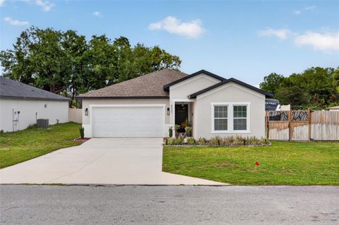 Photo of 8501 SE 160th Place, Summerfield, FL 34491 (MLS # OM724624)