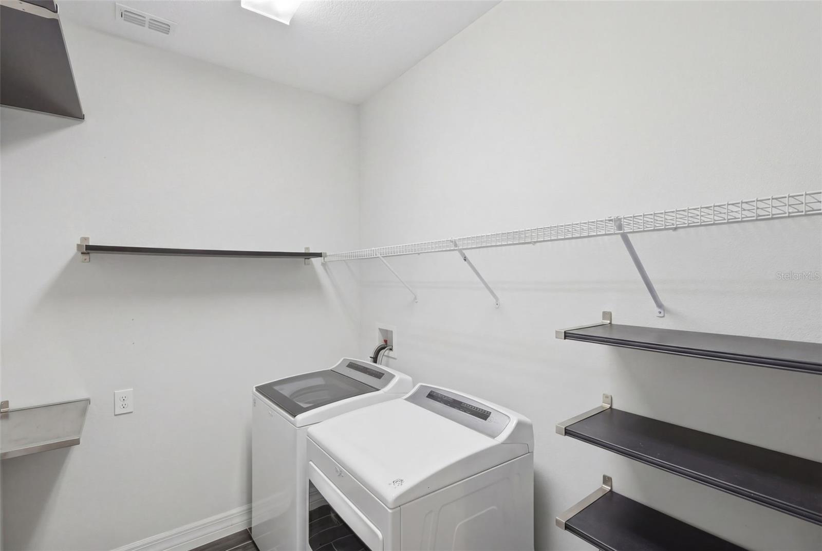 BENTLEY GREEN - Residential