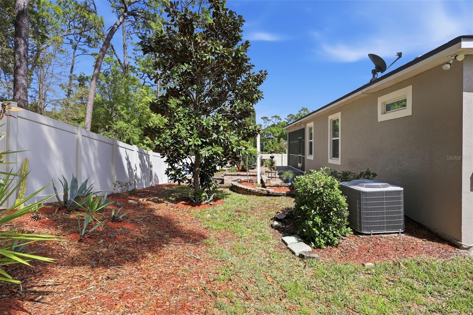 BENTLEY GREEN - Residential