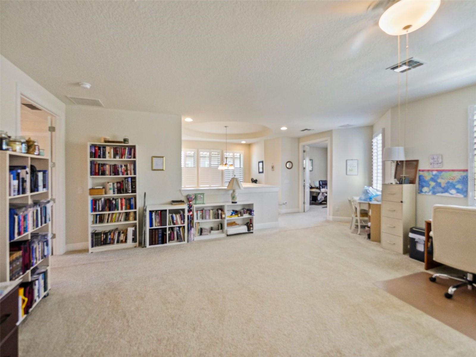 ENCLAVE/VILLAGEWALK PH 3 - Residential