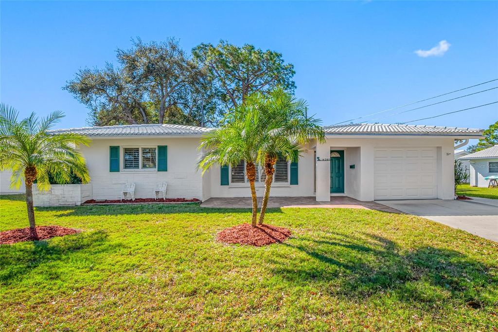Photo of 14280 86th Terrace, Seminole, FL 33776 (MLS # TB8470721)