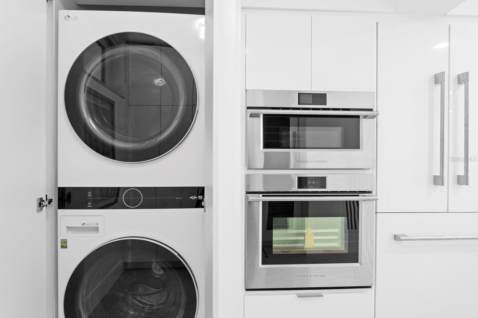 CONDO ON THE BAY TOWER I - Residential