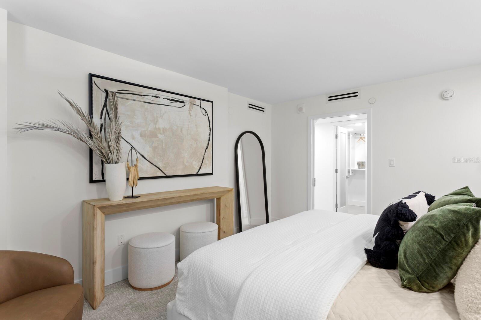 CONDO ON THE BAY TOWER I - Residential