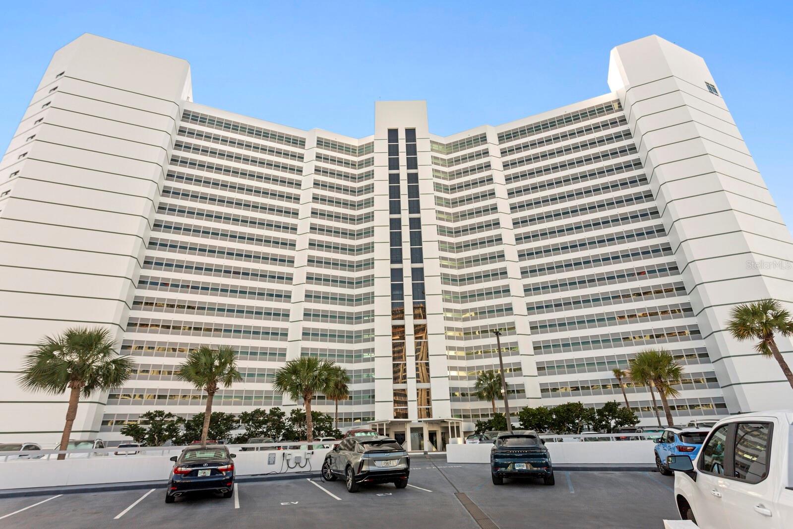 CONDO ON THE BAY TOWER I - Residential