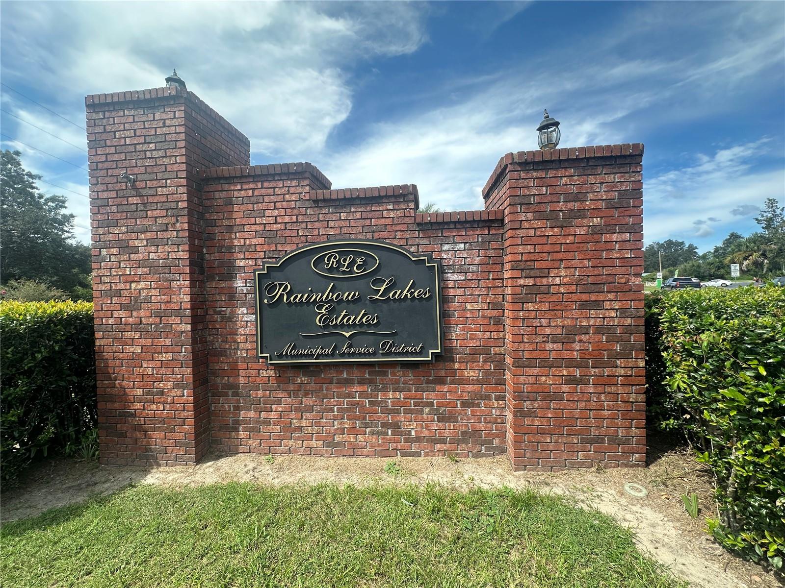 RAINBOW LAKES ESTATE - Land