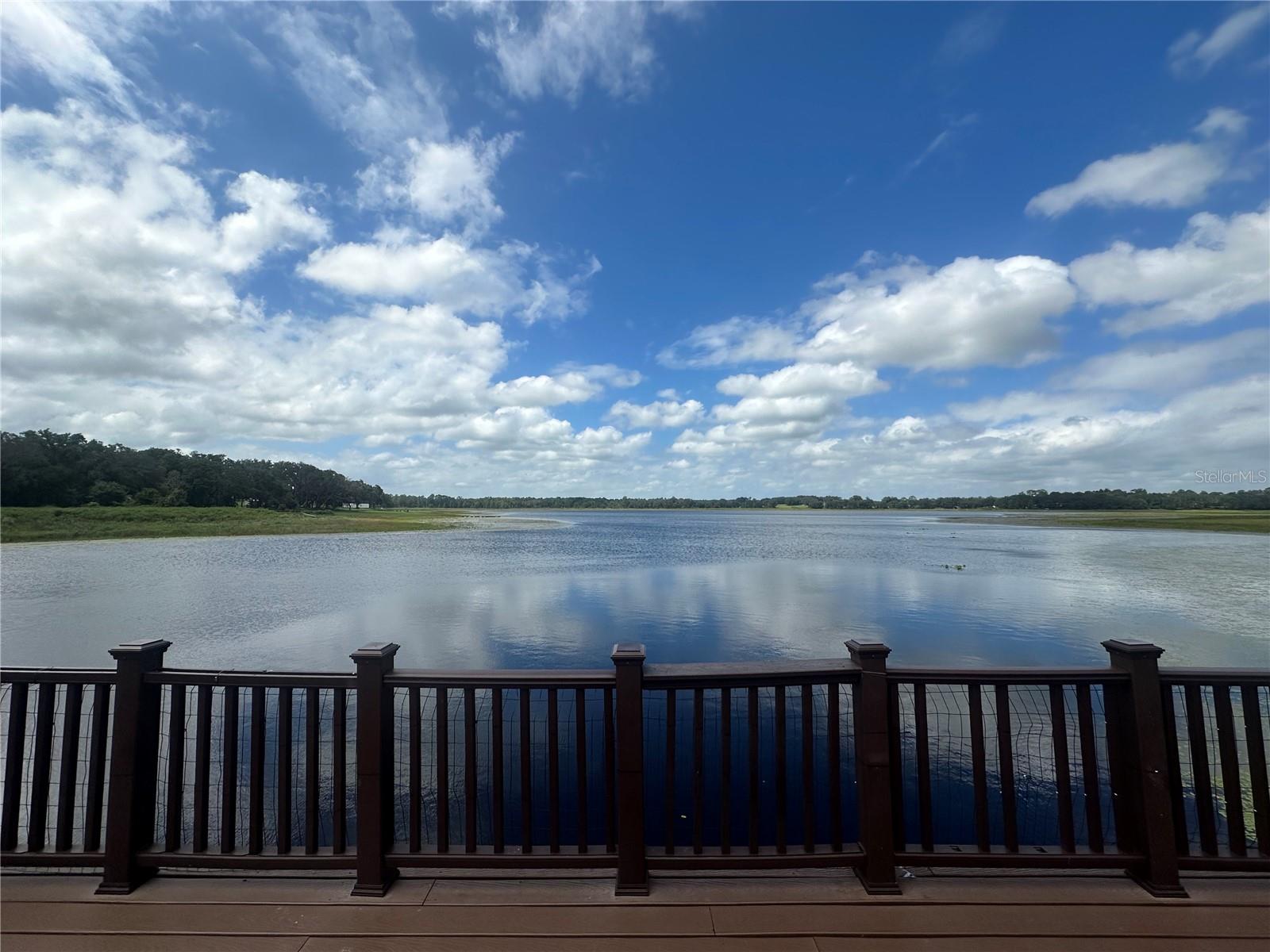 RAINBOW LAKES ESTATE - Land