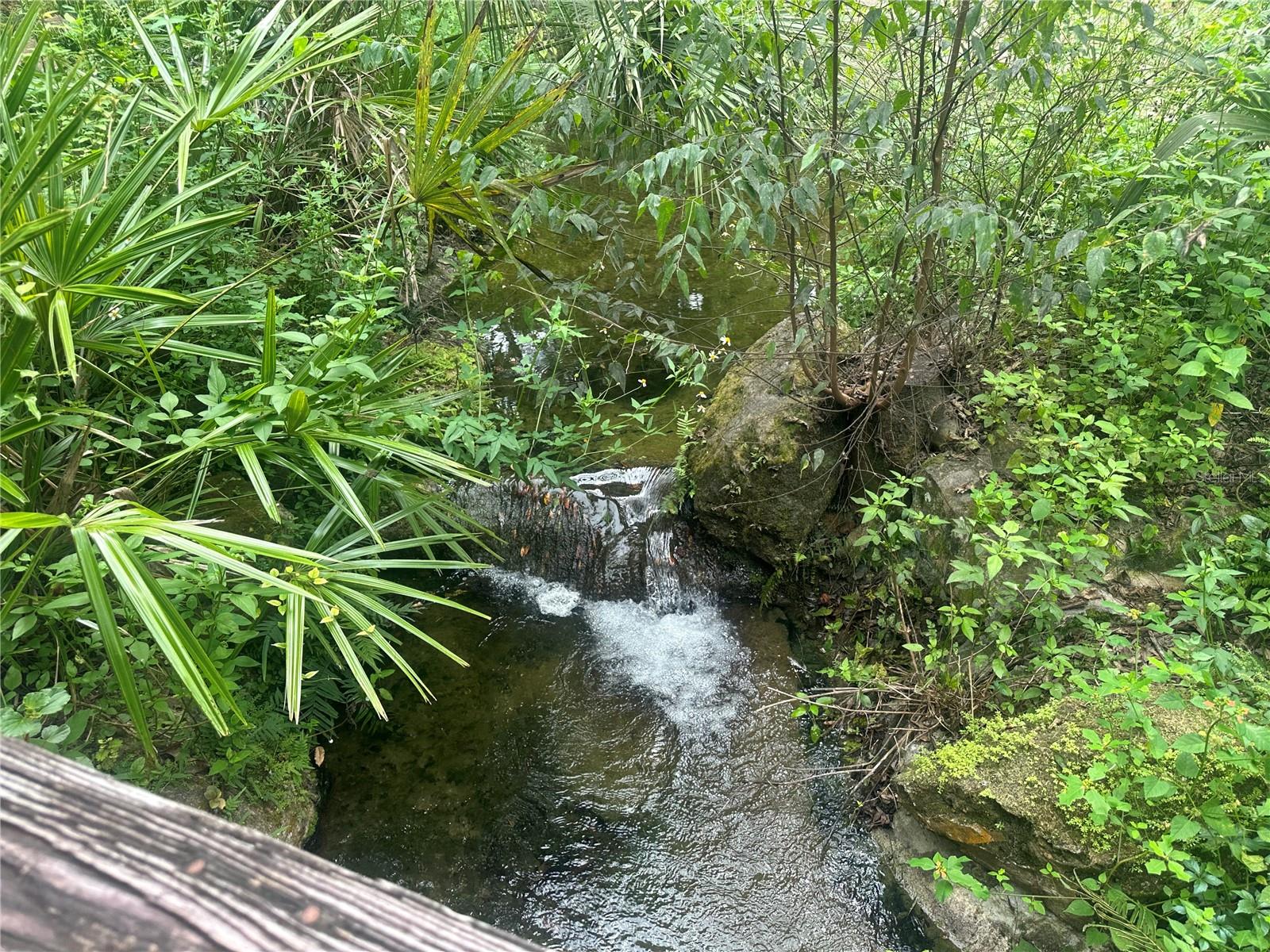 RAINBOW LAKES ESTATE - Land