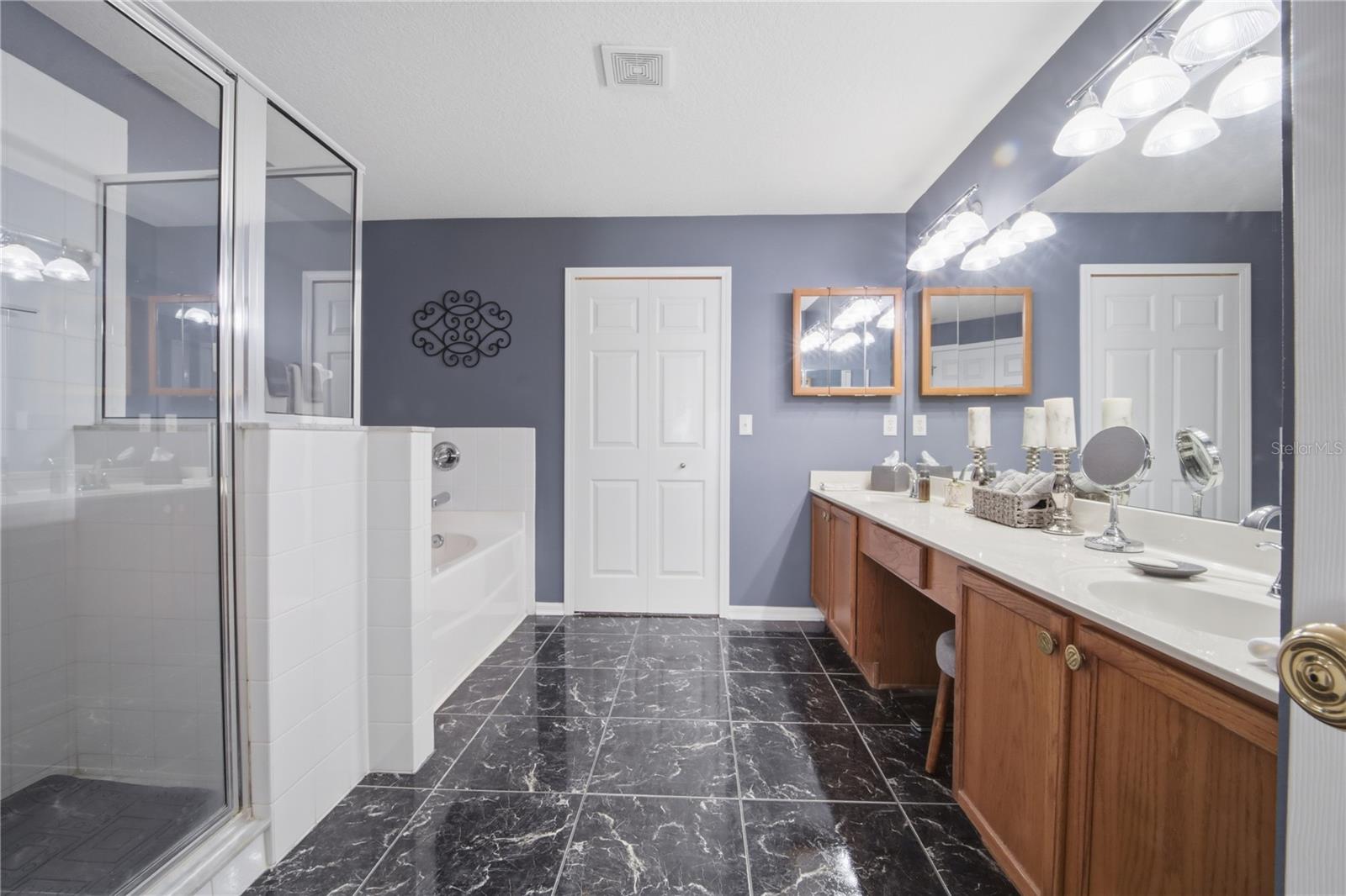 TAMPA BAY GOLF AND TENNIS CLUB - Residential