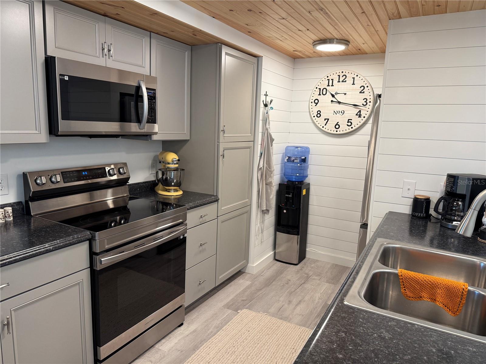 JAPANESE GARDENS MHP - Residential