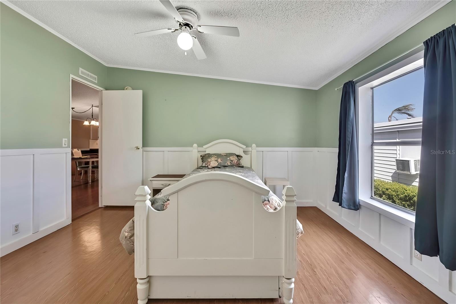 BUENA VISTA MANOR - Residential