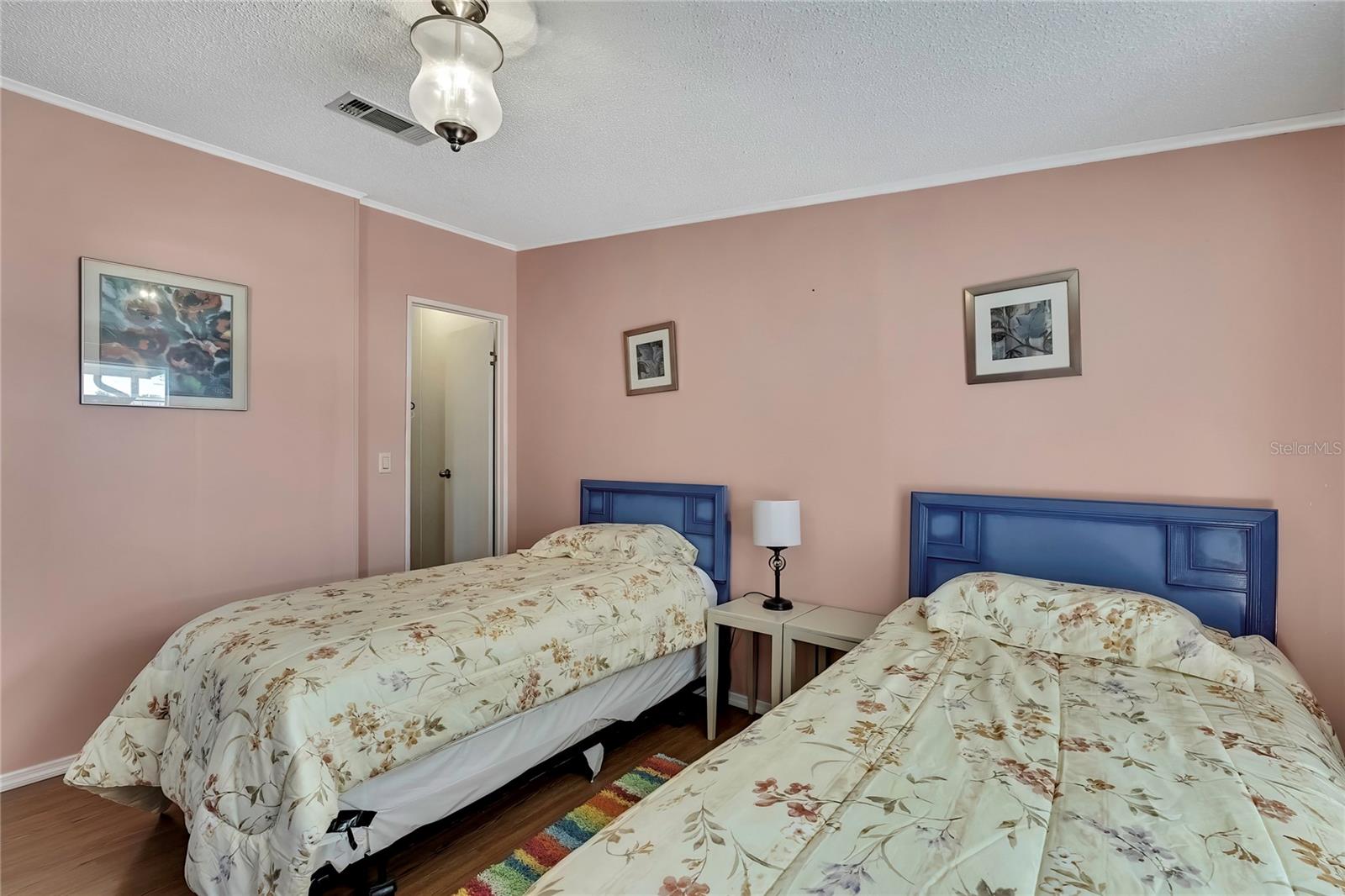 BUENA VISTA MANOR - Residential