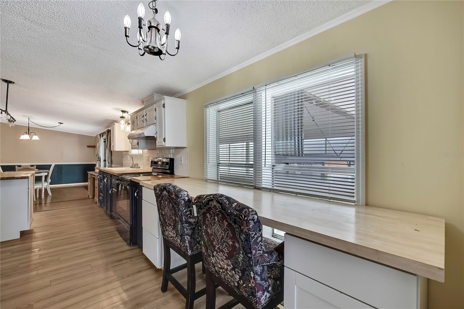 BUENA VISTA MANOR - Residential