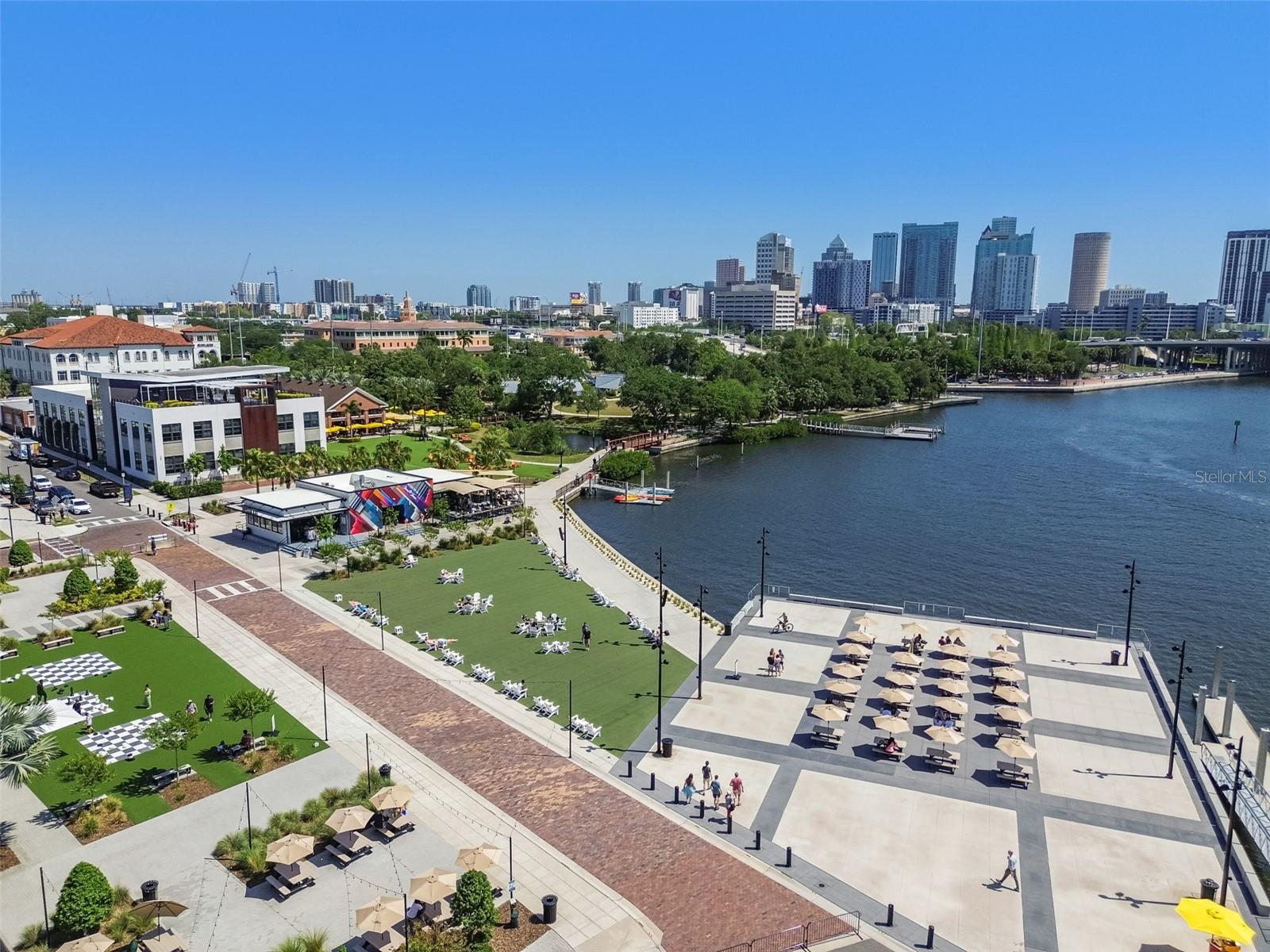 RIO VISTA - Residential